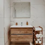 Apartamento S T R E H E Z A