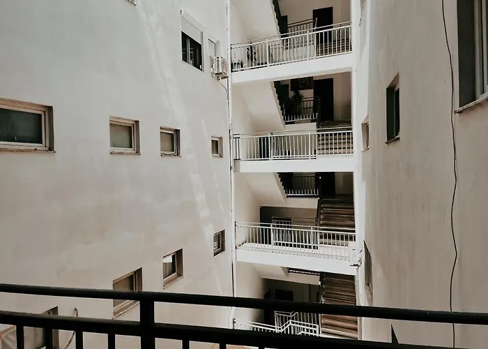 Apartamento S T R E H E Z A *