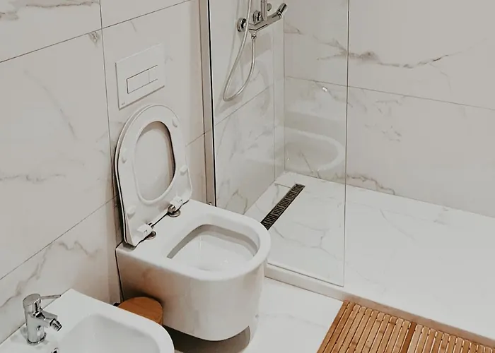 S T R E H E Z A Apartamento